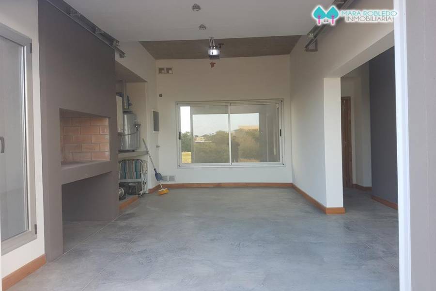 Costa Esmeralda,Buenos Aires,Argentina,3 Bedrooms Bedrooms,2 BathroomsBathrooms,Casas,1104