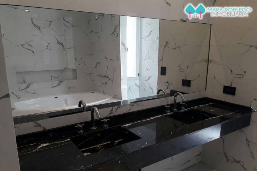 Costa Esmeralda,Buenos Aires,Argentina,5 Bedrooms Bedrooms,5 BathroomsBathrooms,Casas,1130