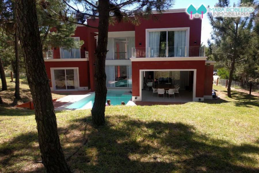 Costa Esmeralda,Buenos Aires,Argentina,5 Bedrooms Bedrooms,5 BathroomsBathrooms,Casas,1130