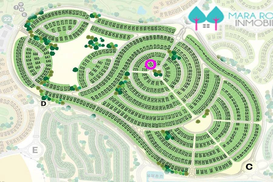 CASA EN COSTA ESMERALDA CON PISCINA.- RESIDENCIAL 1 LOTE 212